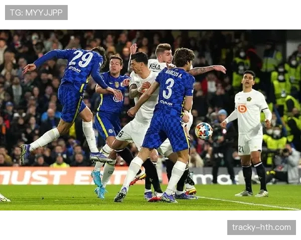 加拉塔萨雷新赛季表现稳健，战术创新助力球队连胜佳绩